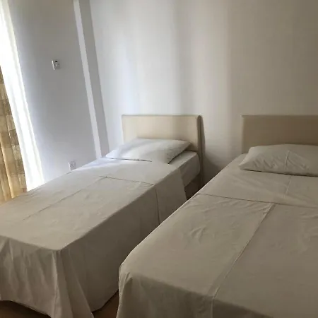 Spacious And Comfortable Kyrenia Flat 아파트 *