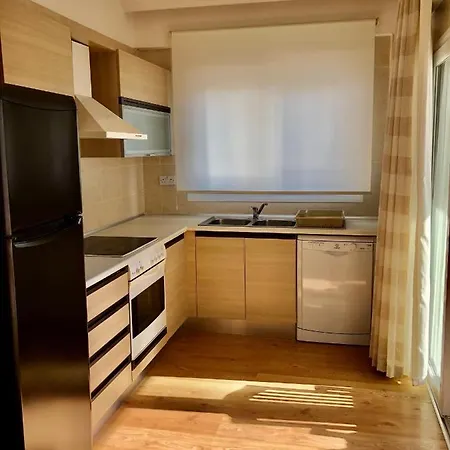 公寓 Spacious And Comfortable Kyrenia Flat