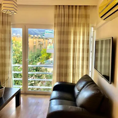 Spacious And Comfortable Kyrenia Flat