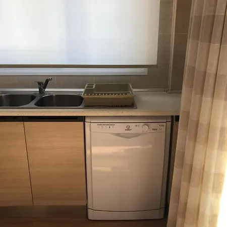 아파트 Spacious And Comfortable Kyrenia Flat 키레니아