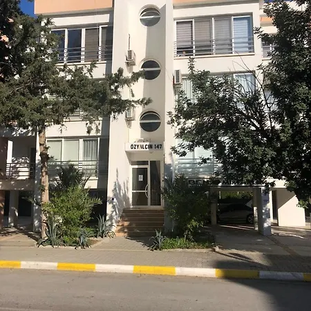 Spacious And Comfortable Kyrenia Flat 아파트 키레니아